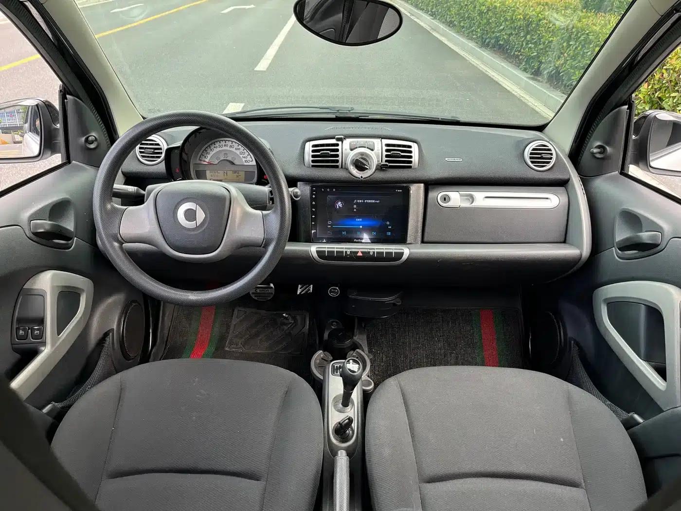 2012 Smart Fortwo 1.0 MHD Hardtop Standard Edition — миниатюра 12