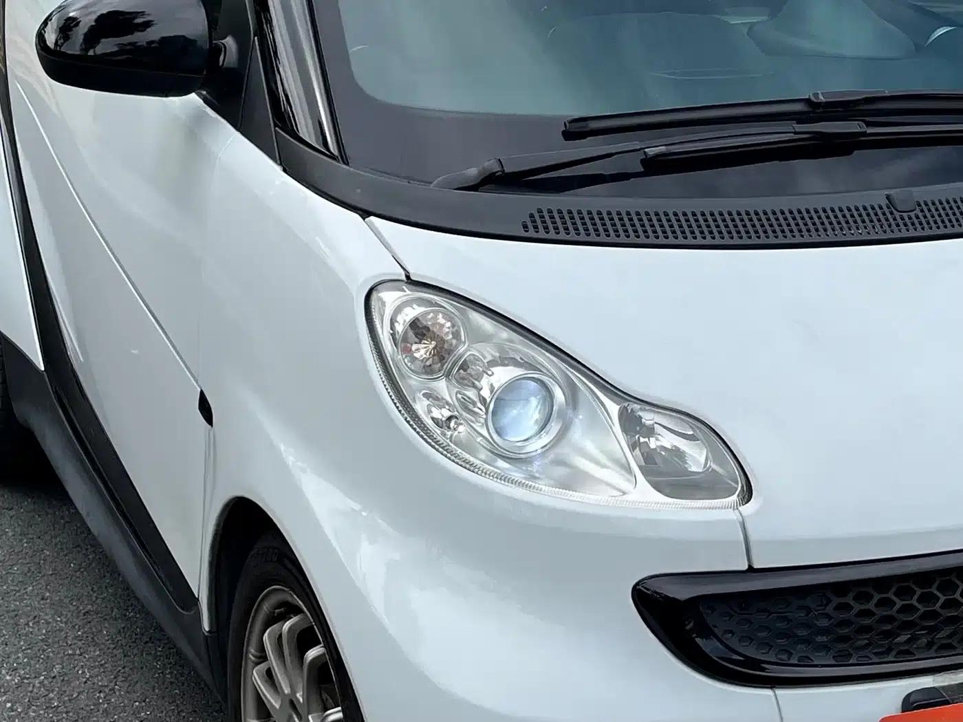2012 Smart Fortwo 1.0 MHD Hardtop Standard Edition — миниатюра 6