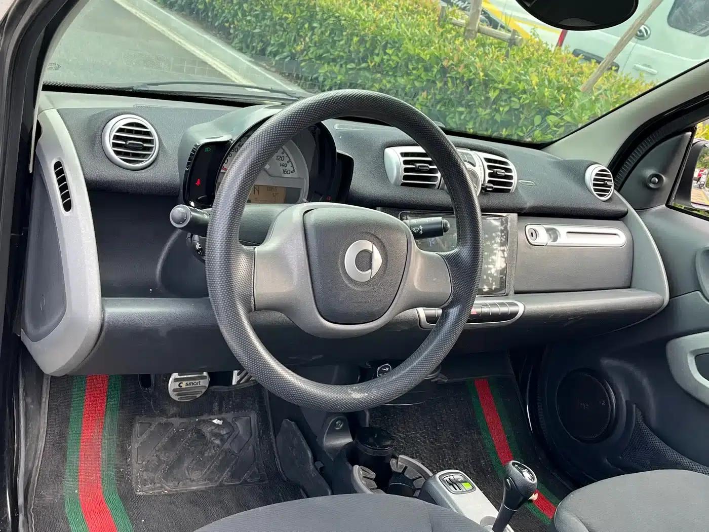 2012 Smart Fortwo 1.0 MHD Hardtop Standard Edition — миниатюра 9