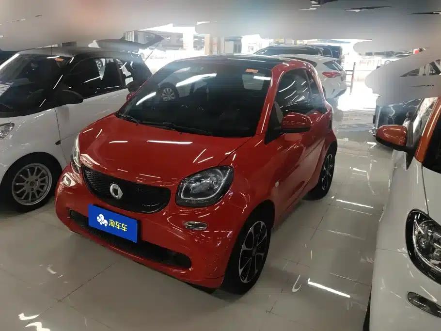 2015 Smart Fortwo 1.0L 52kW Hardtop Passion Edition — миниатюра 1