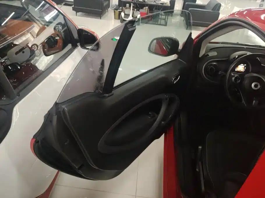 2015 Smart Fortwo 1.0L 52kW Hardtop Passion Edition — миниатюра 7