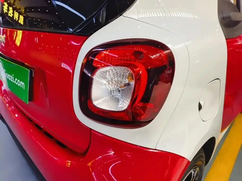 2016 Smart Fortwo 0.9T 66kW Hardtop Pioneer Edition — миниатюра 8