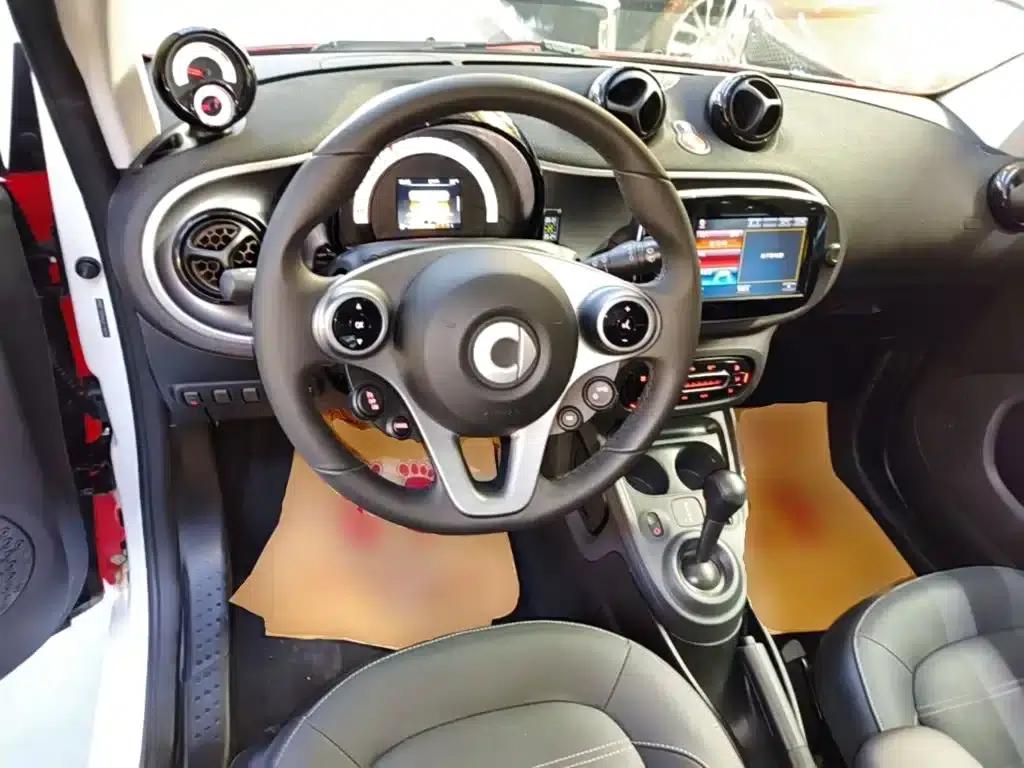 2016 Smart Fortwo 0.9T 66kW Hardtop Pioneer Edition — миниатюра 10
