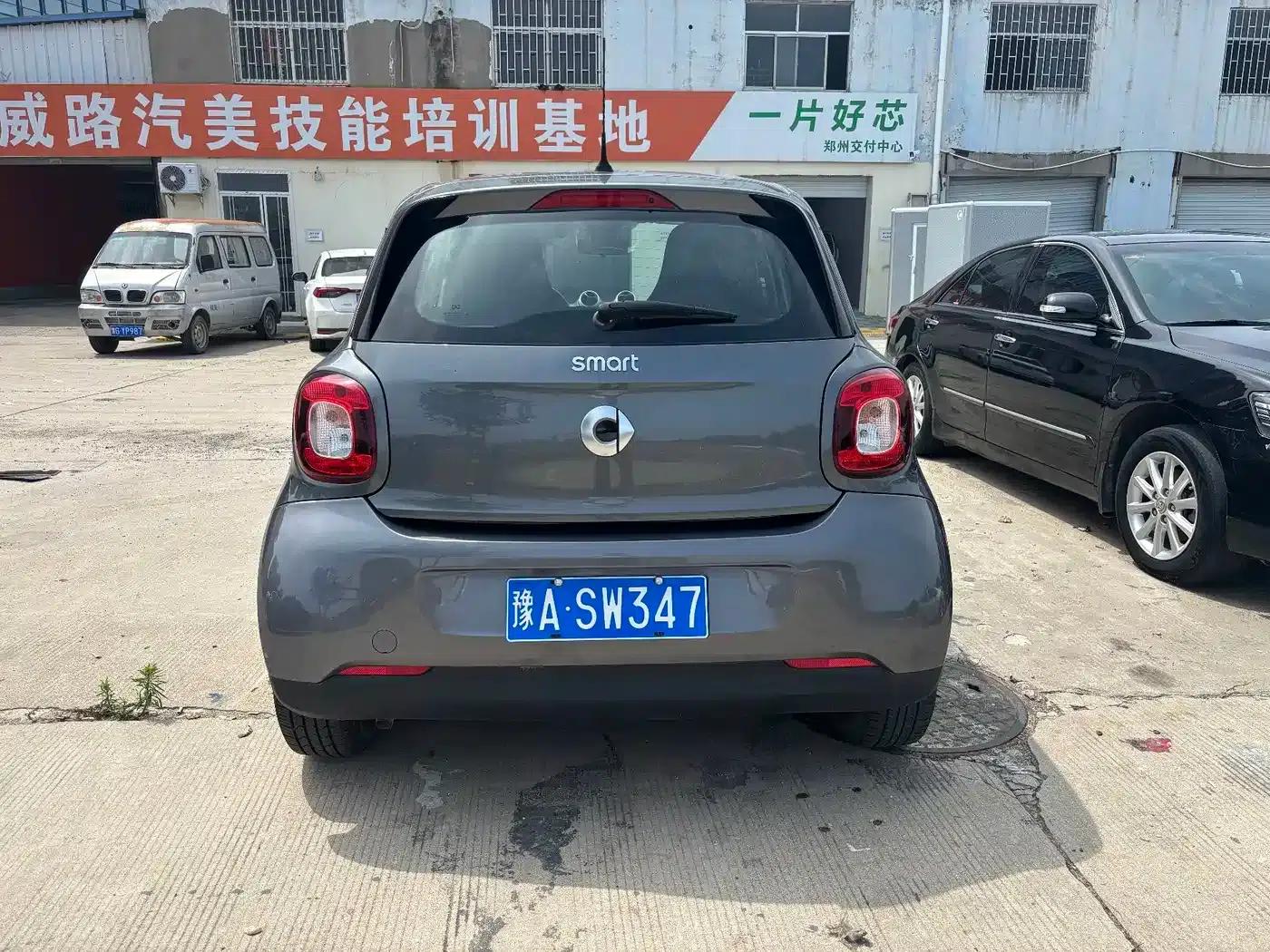 2018 Smart Forfour 1.0L 52kW Dynamic Edition — миниатюра 8