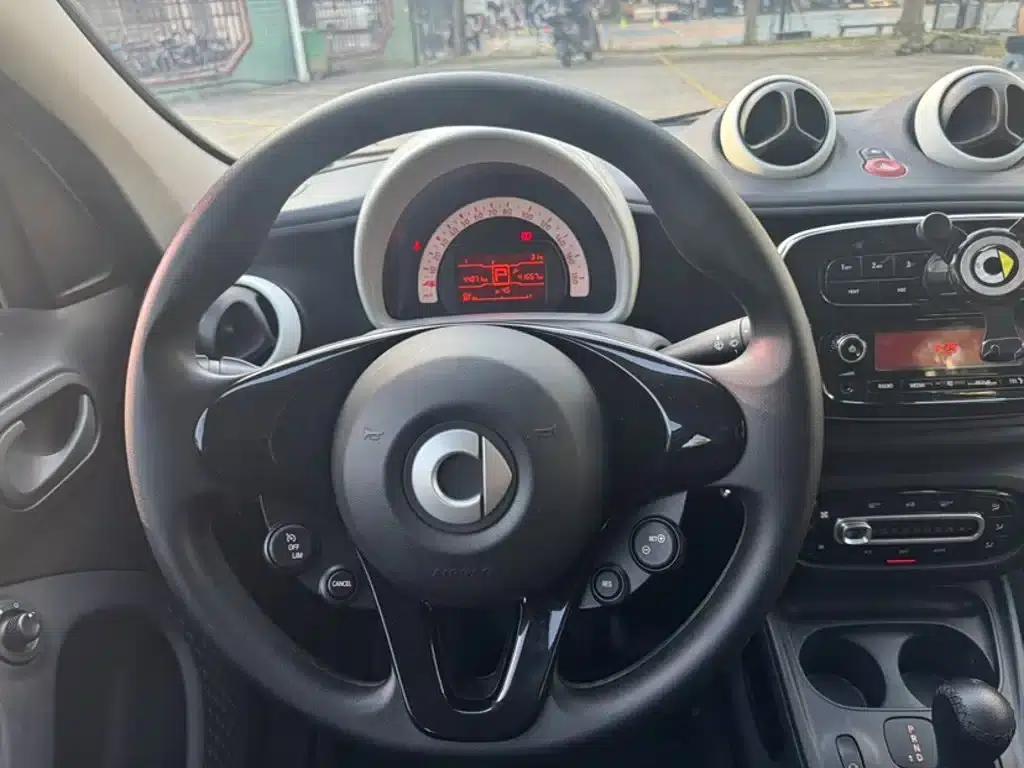 2016 Smart Forfour 1.0L 52kW Dynamic Edition — миниатюра 11