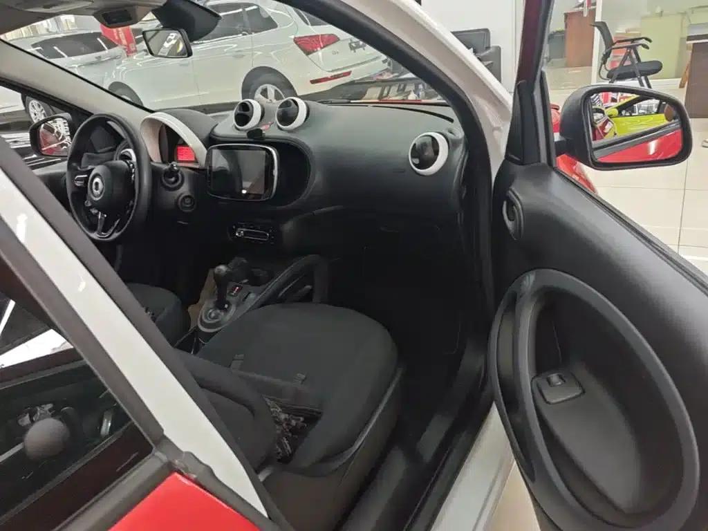 2018 Smart Forfour 1.0L 52kW Dynamic Edition — миниатюра 11