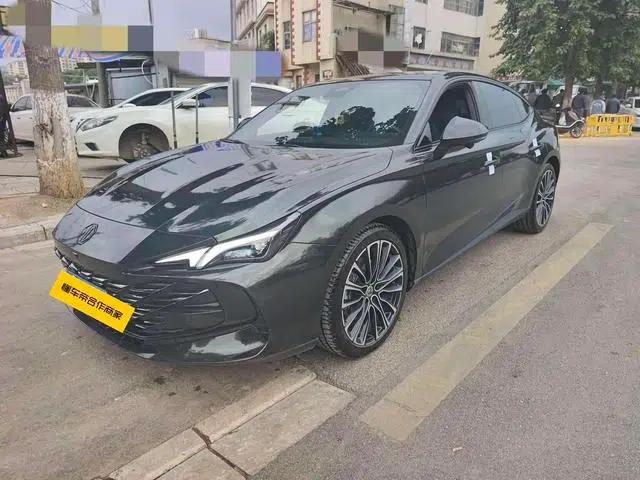 MG7 2023 1.5T DCT Elegant Edition