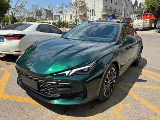 MG7 2023 1.5T DCT Elegant Edition