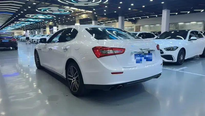 2014 Ghibli 3.0T Standard Edition — миниатюра 4