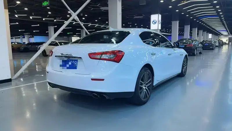 2014 Ghibli 3.0T Standard Edition — миниатюра 6