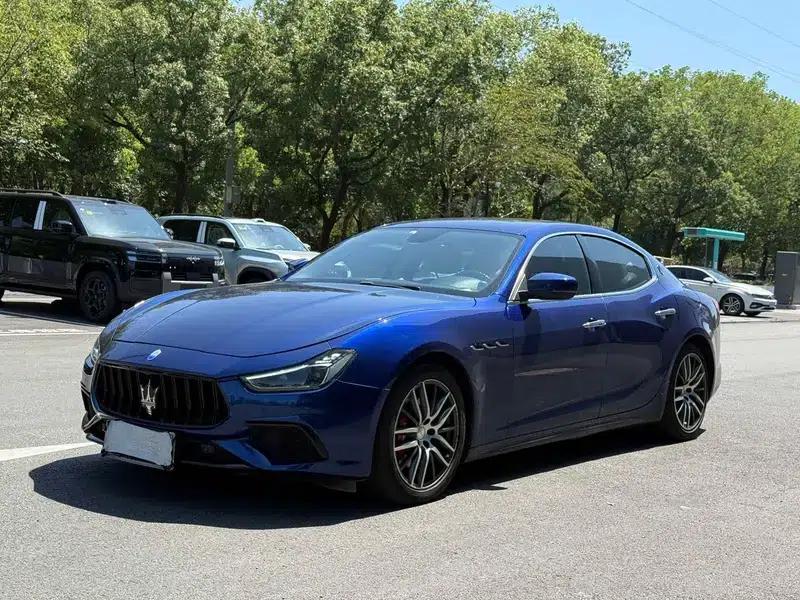 2018 Ghibli 3.0T 350Hp Sport Edition — миниатюра 1