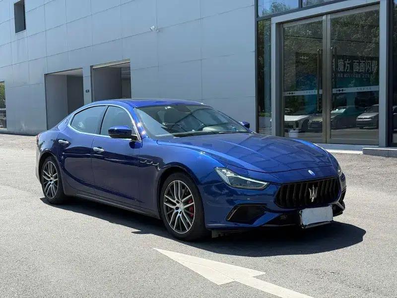 2018 Ghibli 3.0T 350Hp Sport Edition — миниатюра 3