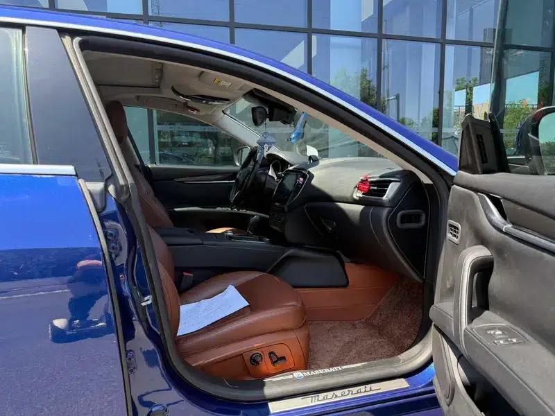 2018 Ghibli 3.0T 350Hp Sport Edition — миниатюра 9