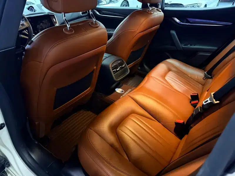 2021 Ghibli 2.0T Edge Edition — миниатюра 13