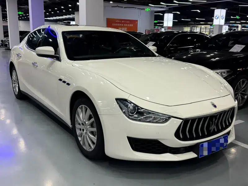 2021 Ghibli 2.0T Edge Edition — миниатюра 3
