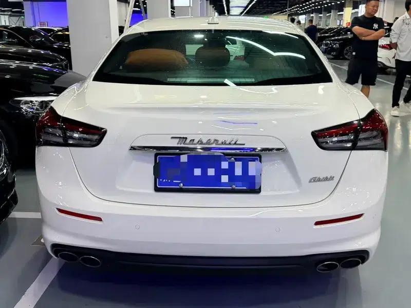 2021 Ghibli 2.0T Edge Edition — миниатюра 5