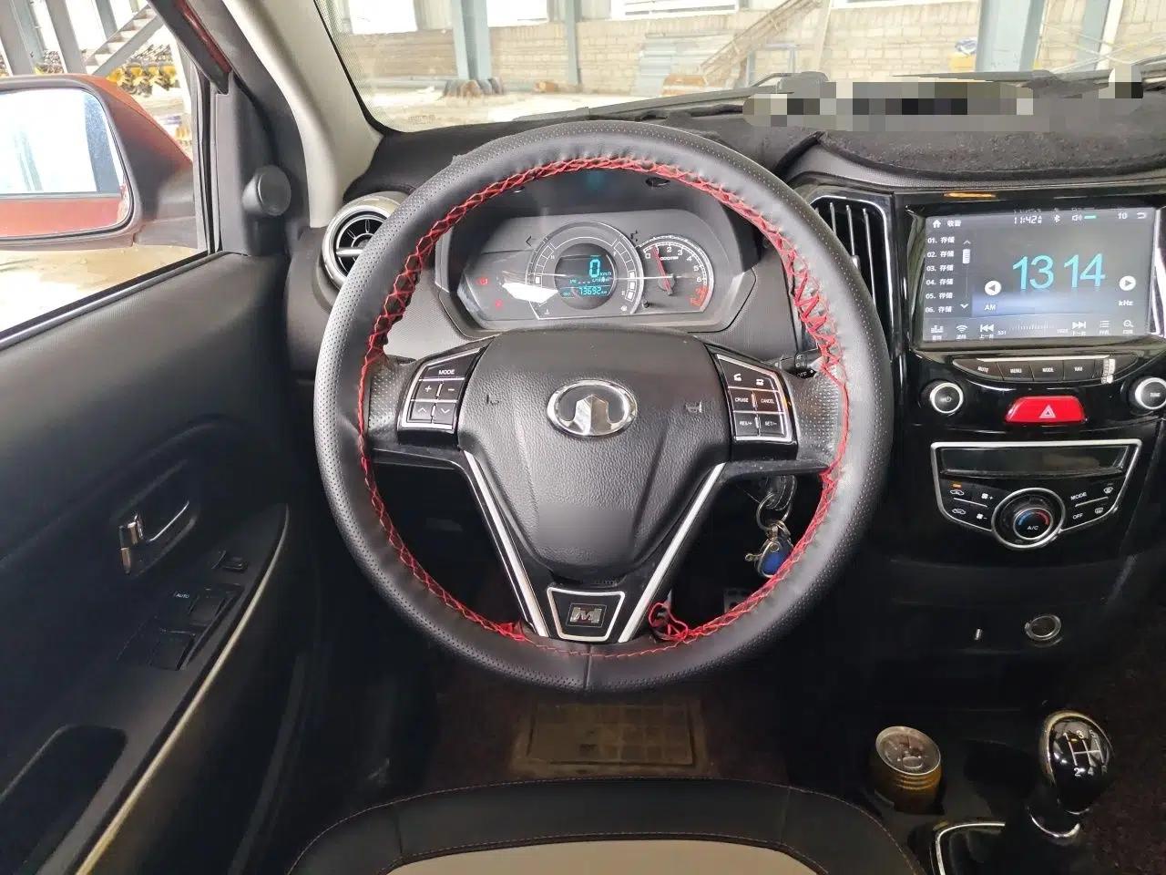 Great Wall M4 2014 1.5L Manual Luxury Model — миниатюра 10