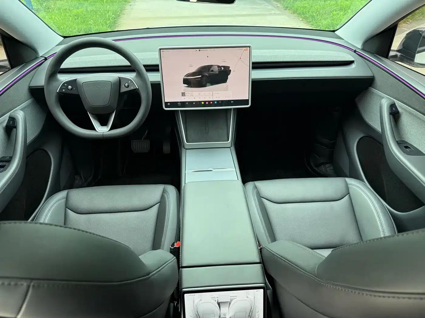 Model Y 2025 Rear-Wheel Drive — миниатюра 11