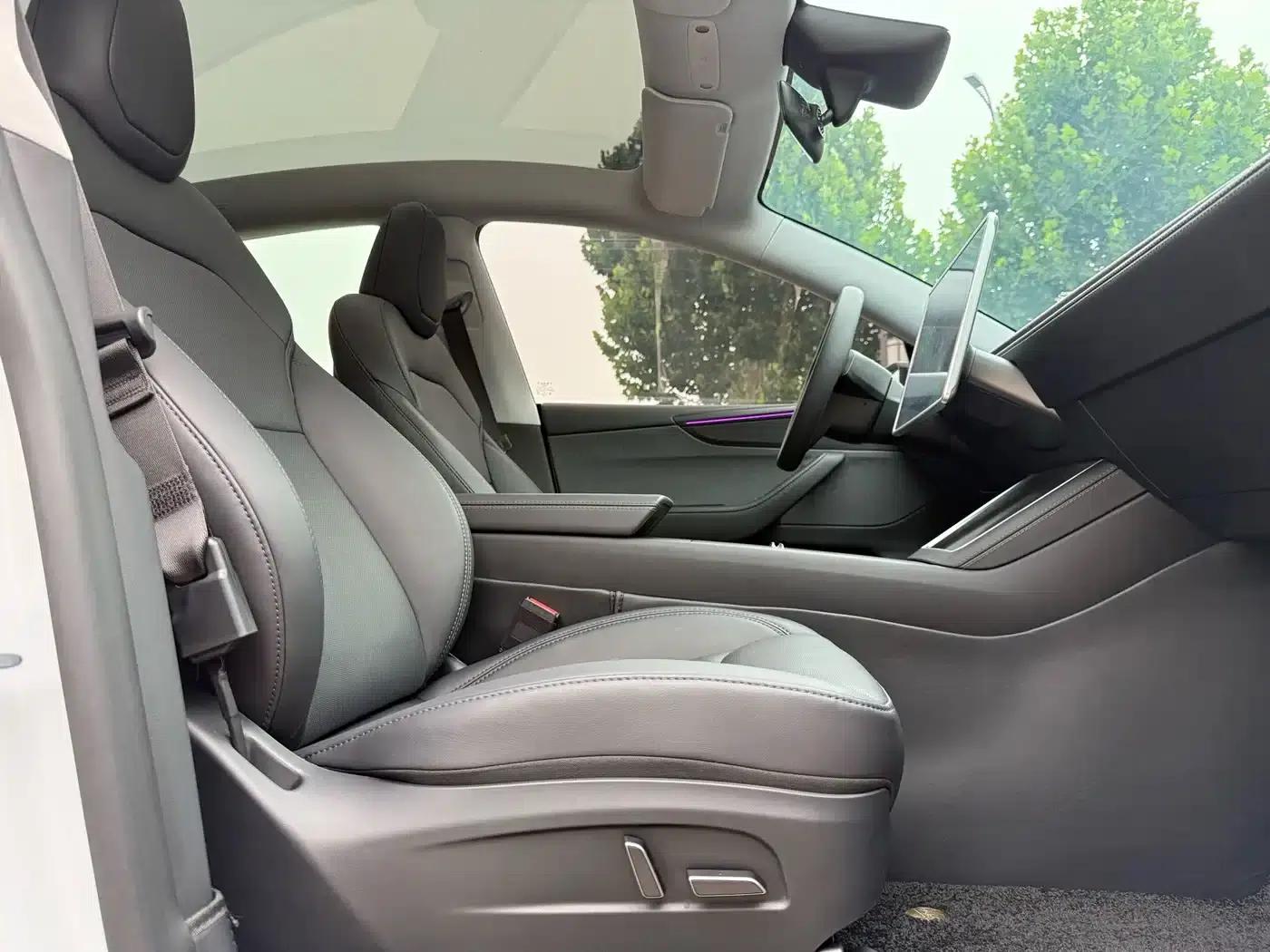 Model Y 2025 Rear-Wheel Drive — миниатюра 9