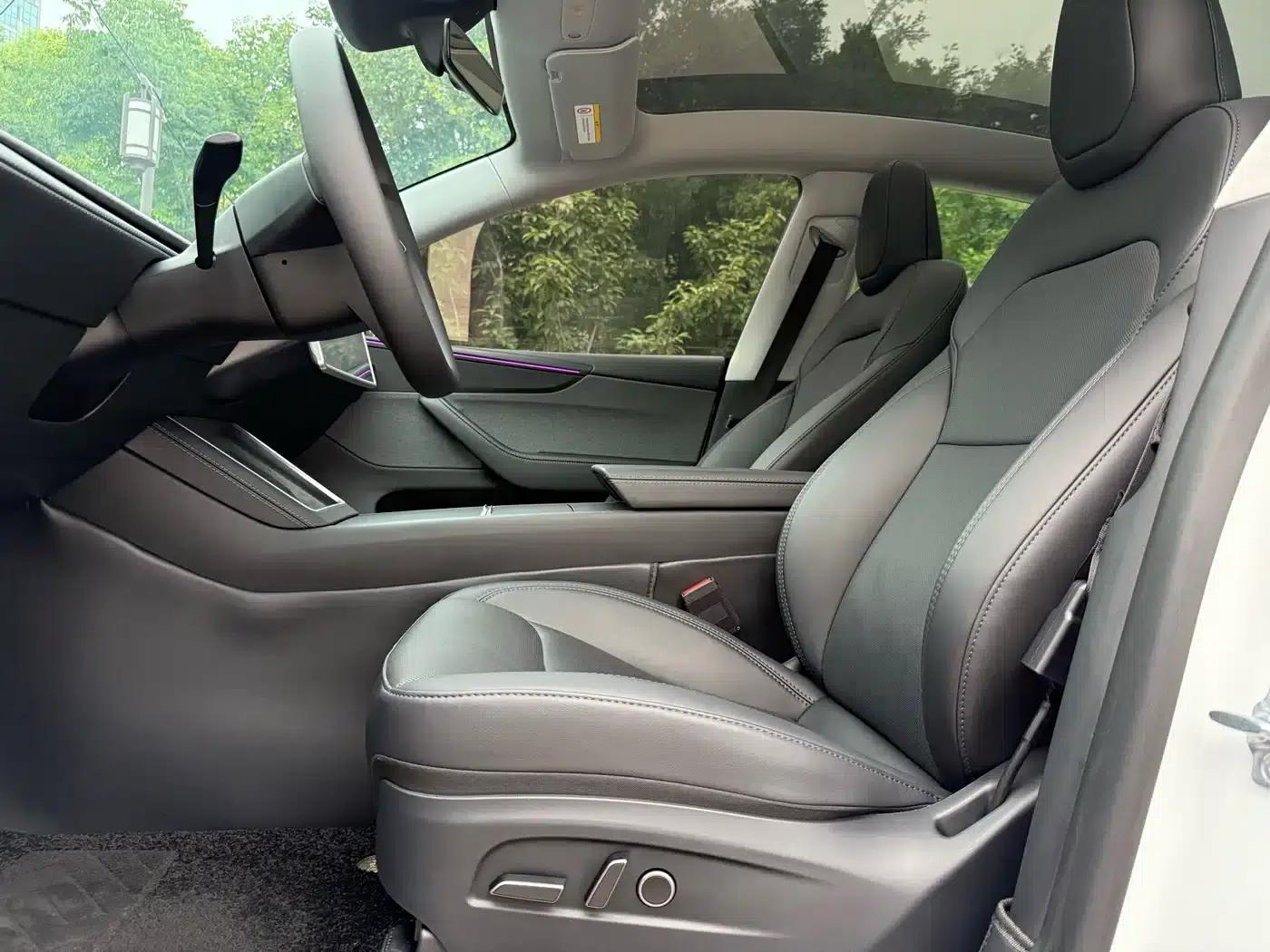 Model Y 2025 Rear-Wheel Drive — миниатюра 10
