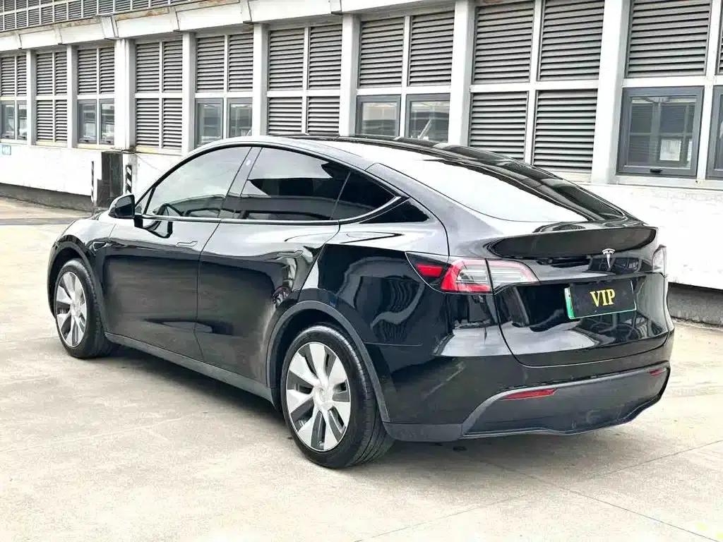 Model Y 2023 Rear-Wheel Drive — миниатюра 7
