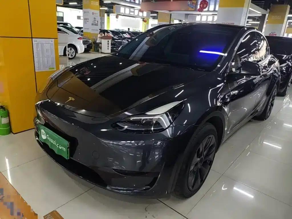 Model Y 2024 Rear-Wheel Drive — миниатюра 2