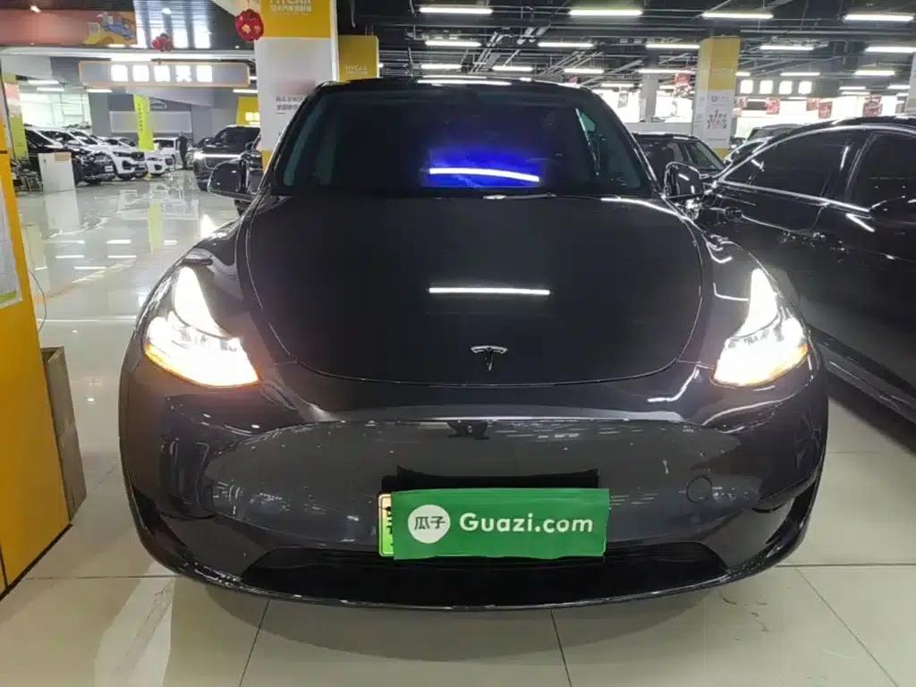 Model Y 2024 Rear-Wheel Drive — миниатюра 3