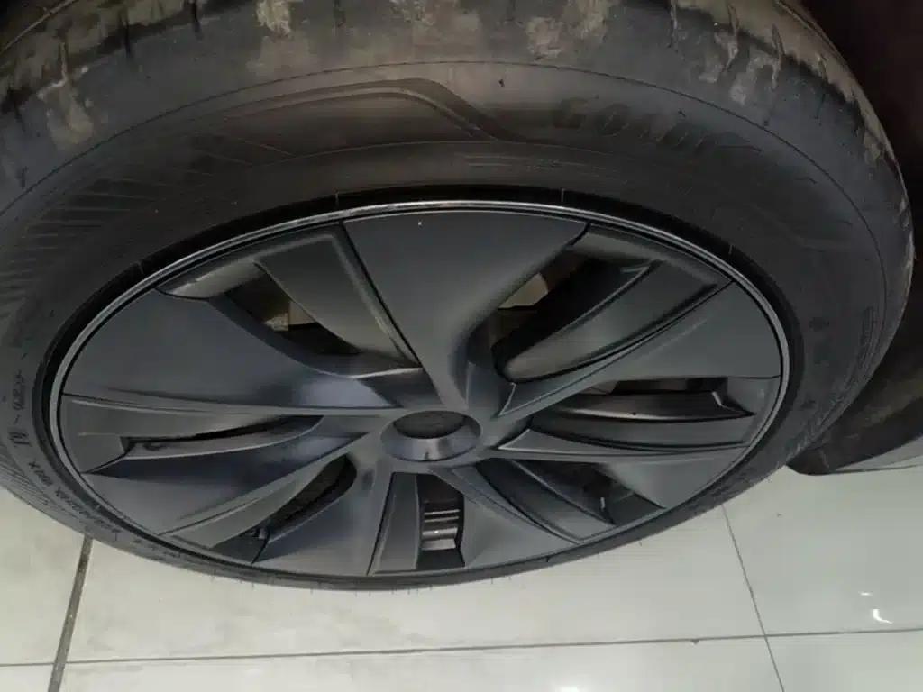 Model Y 2024 Rear-Wheel Drive — миниатюра 23