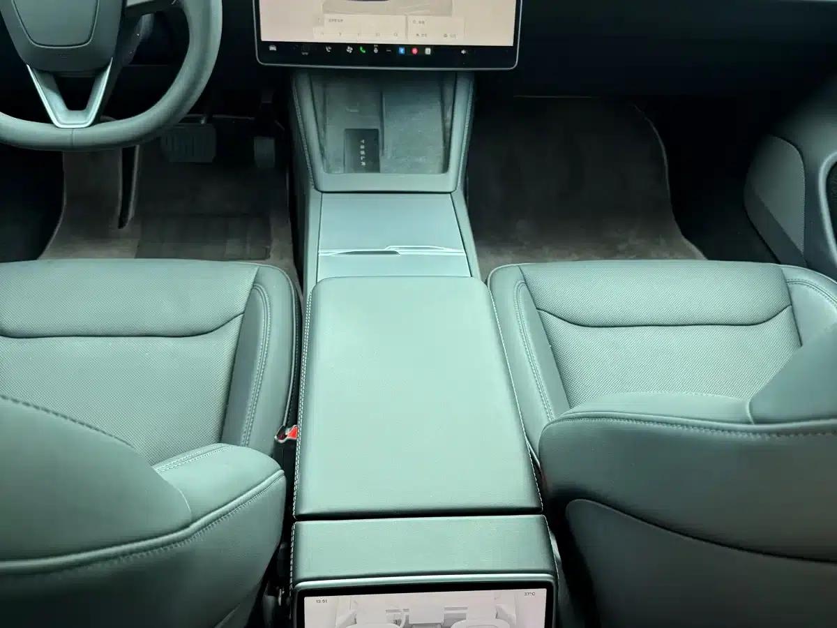 Model 3 2023 Rear-Wheel Drive — миниатюра 9