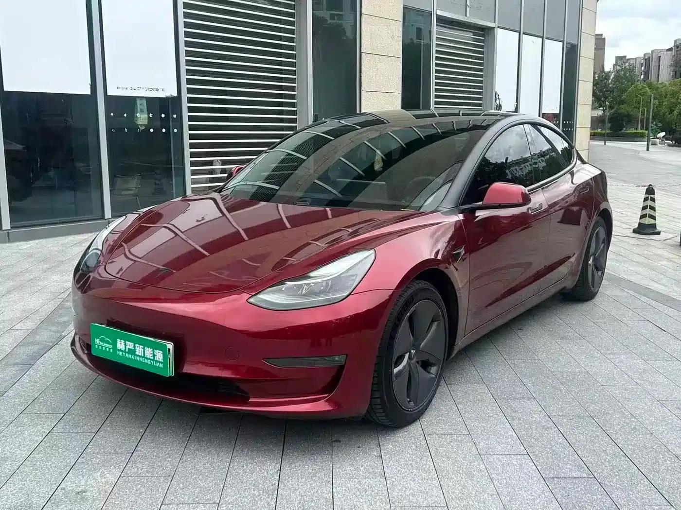 Model 3 2020 Facelift Long Range Rear-Wheel Drive — миниатюра 1