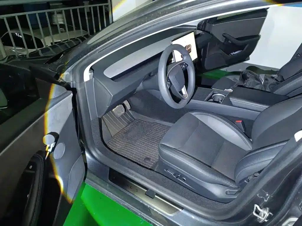 Model 3 2023 Long Range All-Wheel Drive — миниатюра 17
