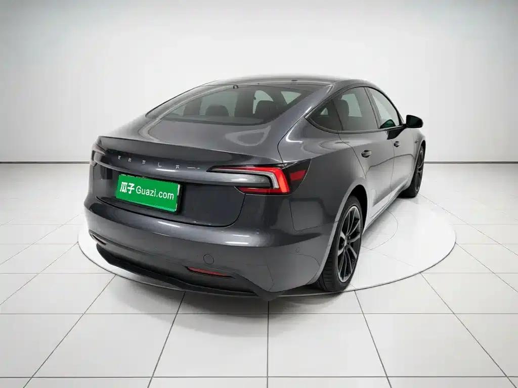 Model 3 2023 Long Range All-Wheel Drive — миниатюра 6