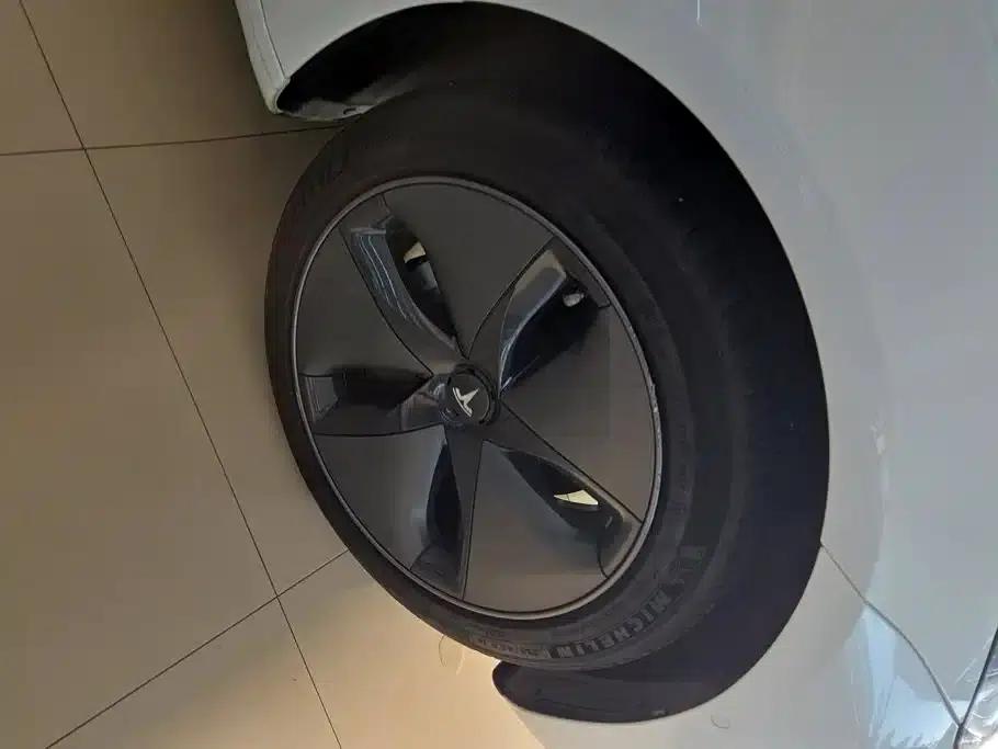 Model 3 2019 Standard Range Rear-Wheel Drive Upgrade — миниатюра 6
