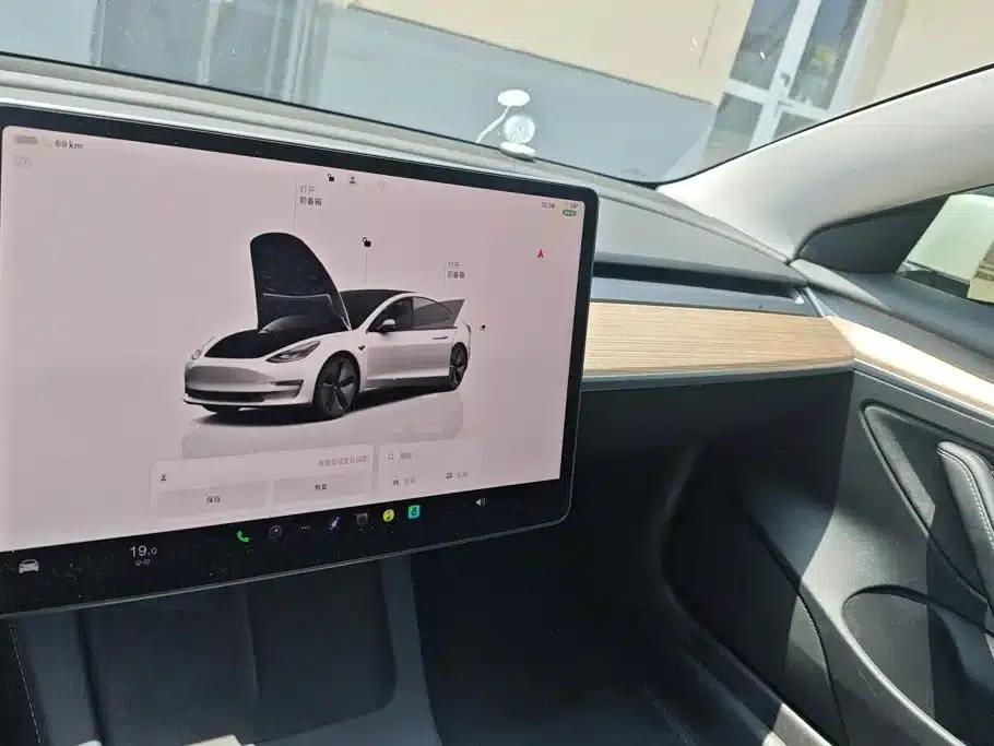 Model 3 2022 Rear-Wheel Drive — миниатюра 13
