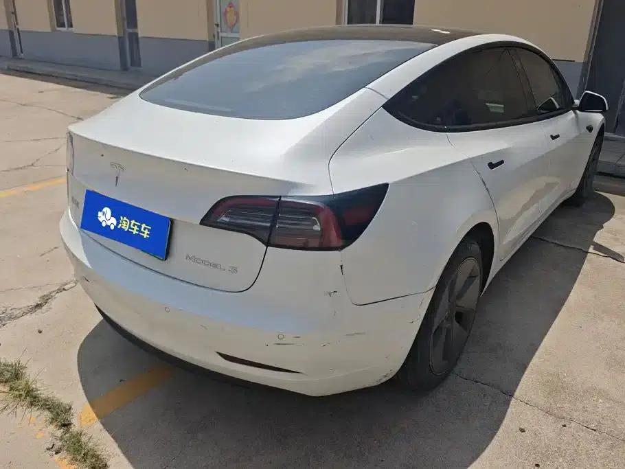Model 3 2022 Rear-Wheel Drive — миниатюра 3
