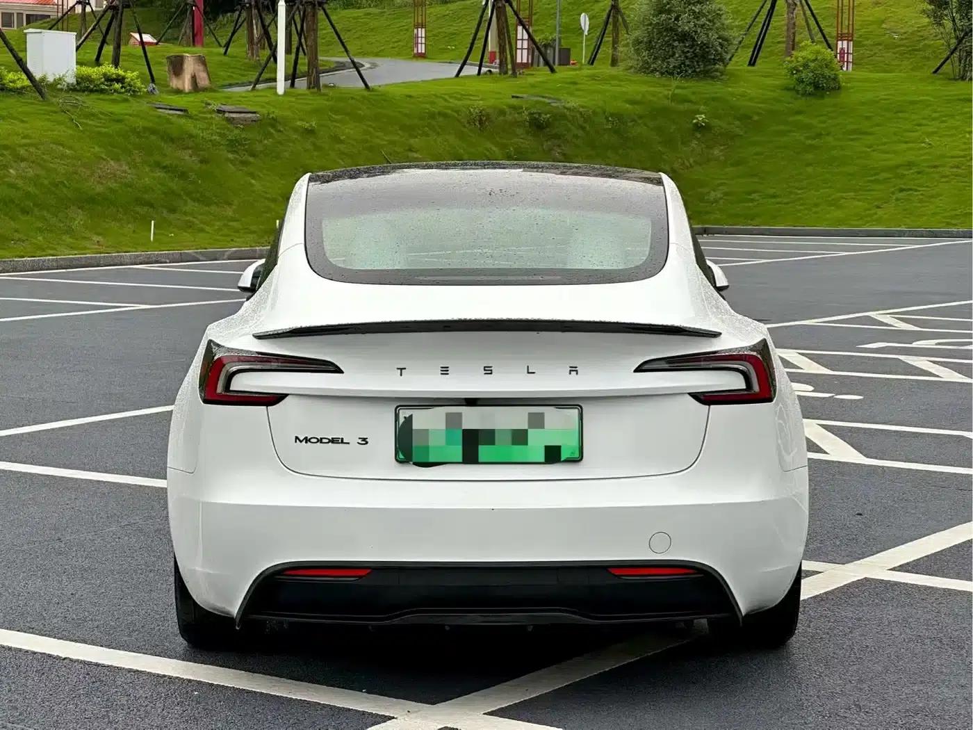 Model 3 2025 Rear-Wheel Drive — миниатюра 7