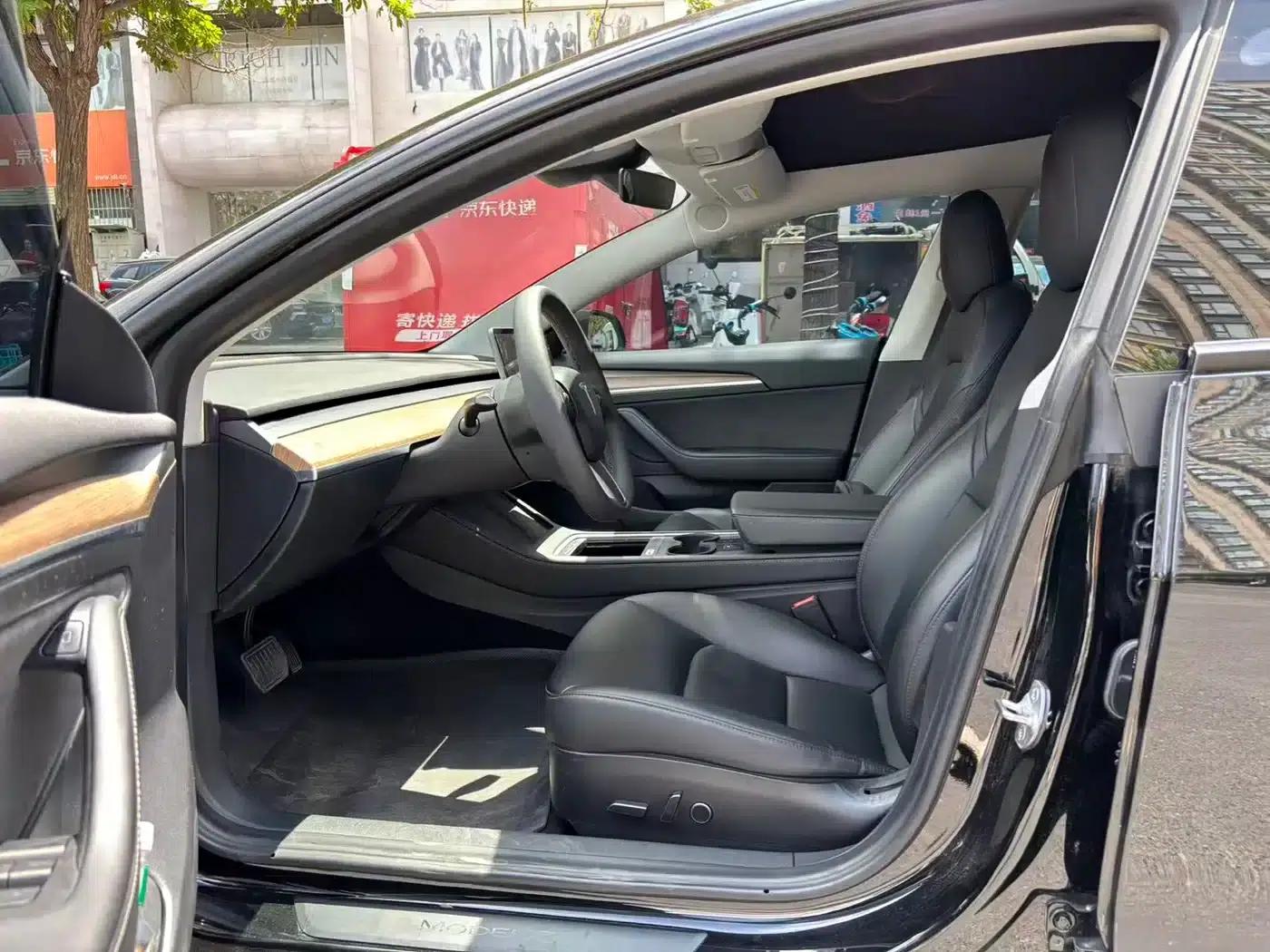 Model 3 2021 Facelift Standard Range Rear-Wheel Drive Upgrade Version 3D1 — миниатюра 3