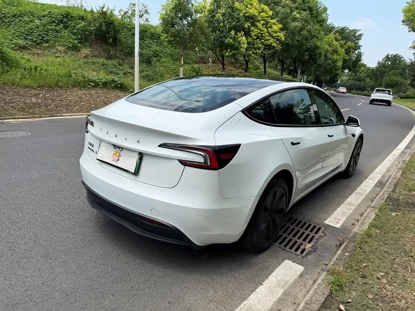 Model 3 2025 Rear-Wheel Drive — миниатюра 15