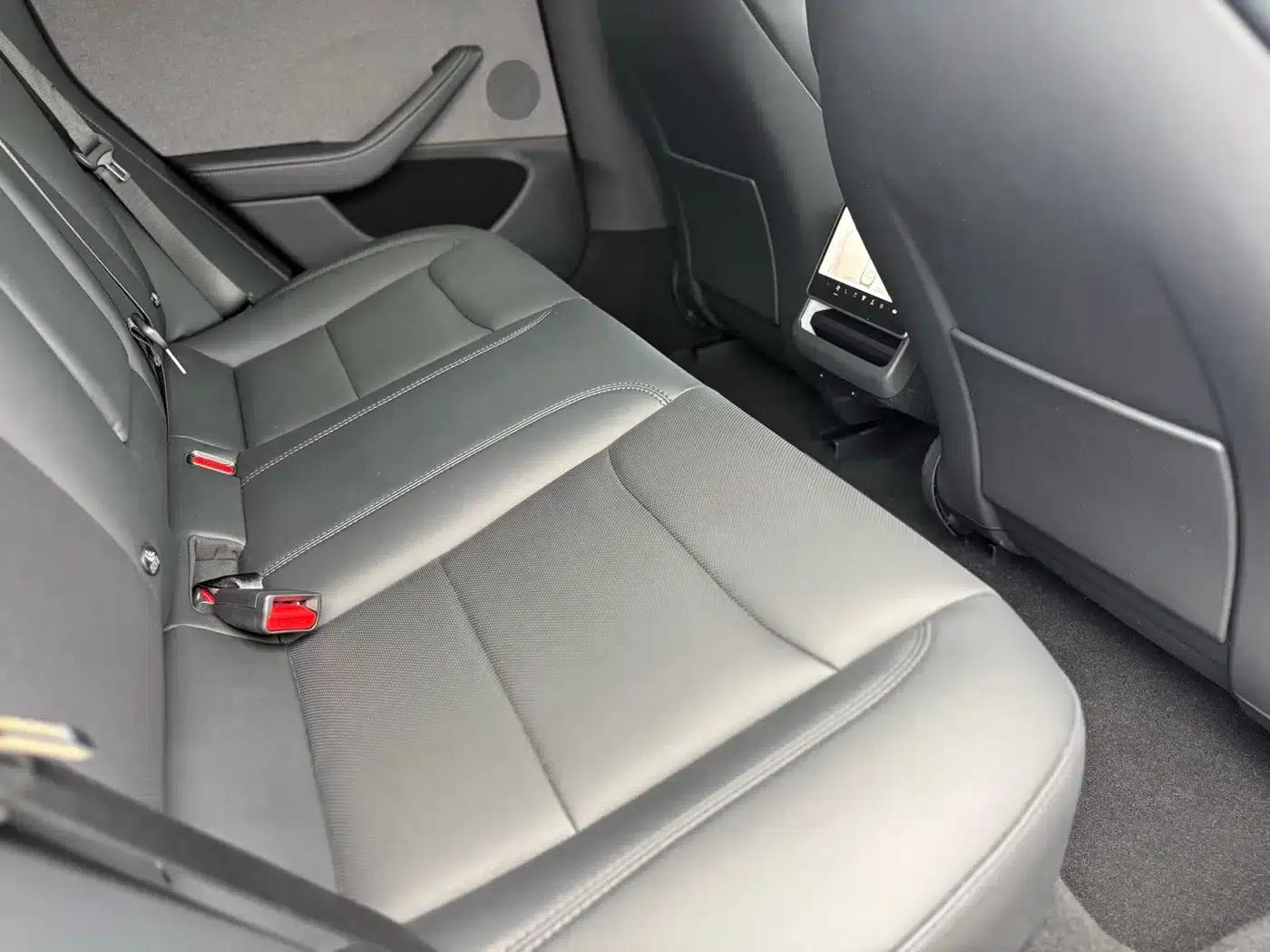 Model 3 2023 Rear-Wheel Drive — миниатюра 11
