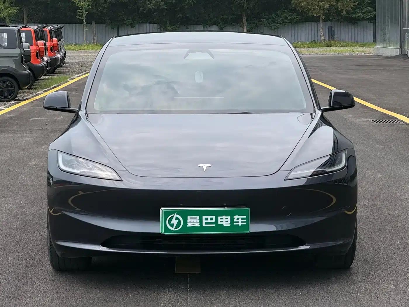 Model 3 2023 Rear-Wheel Drive — миниатюра 3