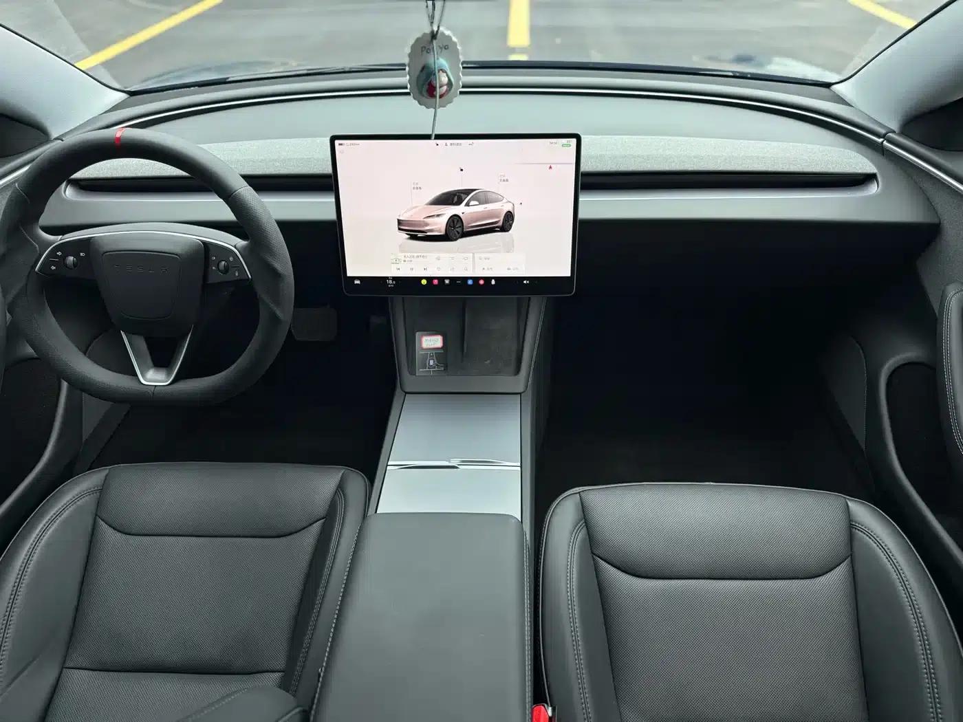 Model 3 2023 Rear-Wheel Drive — миниатюра 10