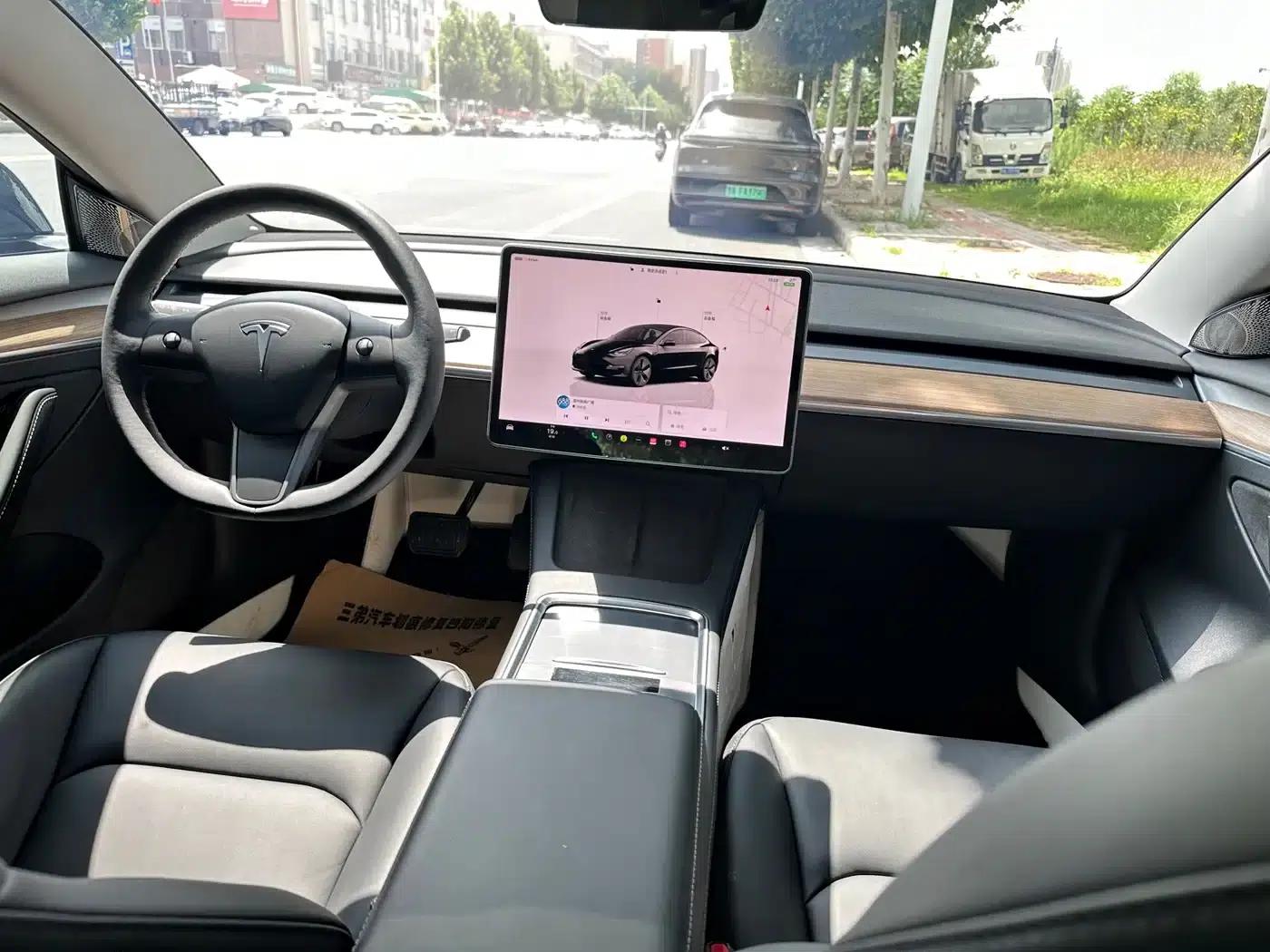 Model 3 2022 Rear-Wheel Drive — миниатюра 9