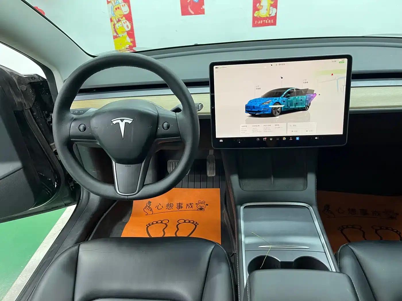Model 3 2023 Rear-Wheel Drive — миниатюра 11