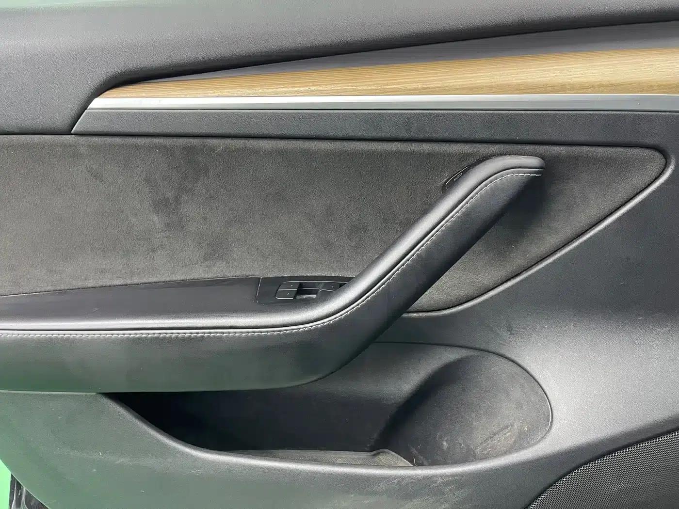 Model 3 2023 Rear-Wheel Drive — миниатюра 19