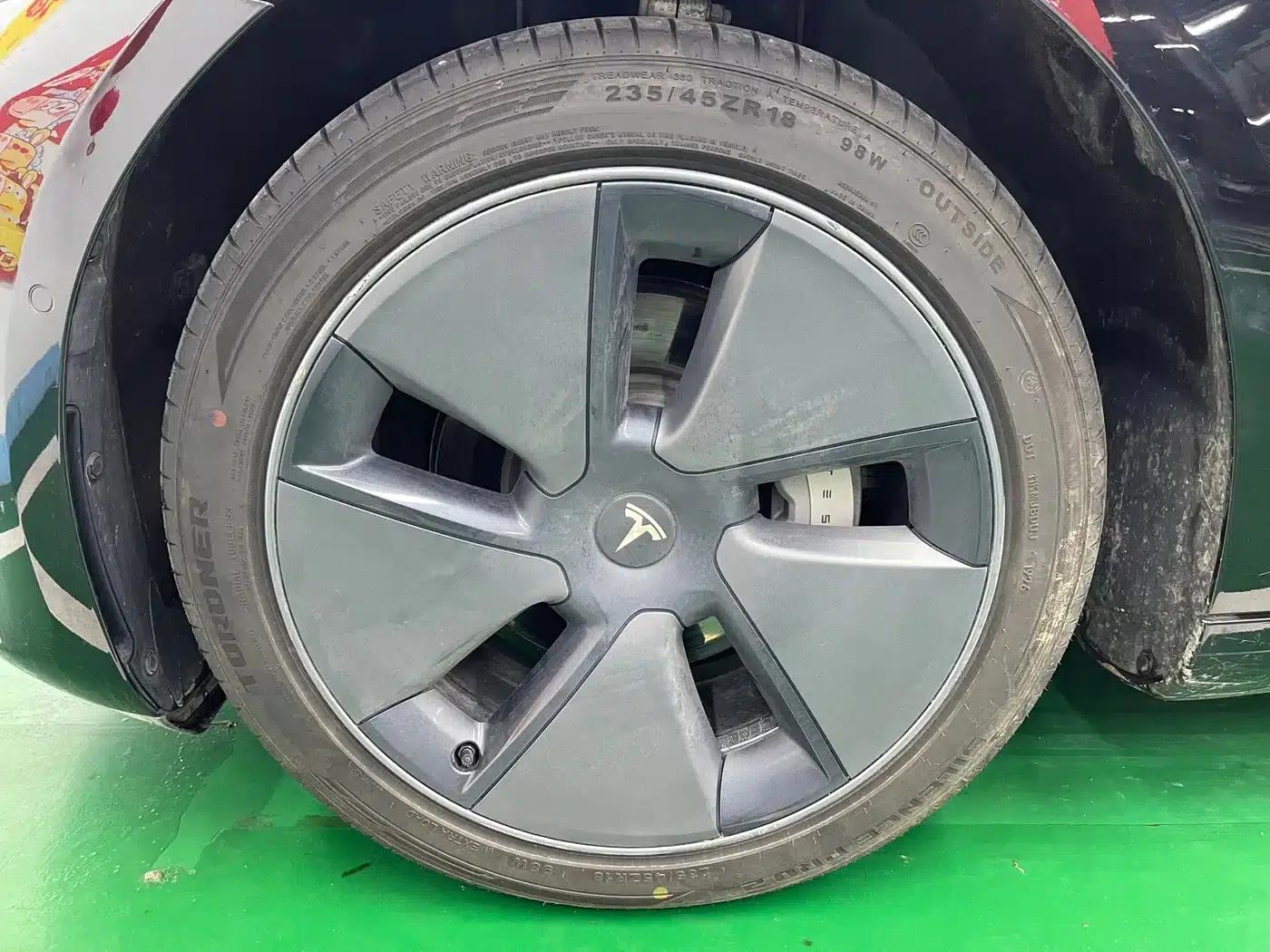 Model 3 2023 Rear-Wheel Drive — миниатюра 28