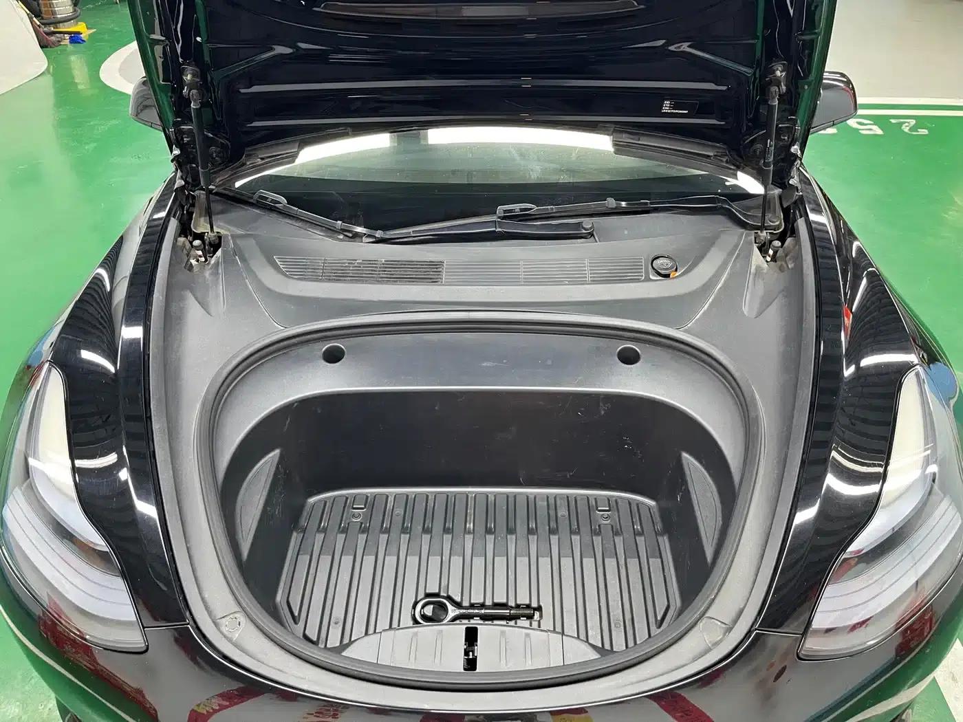 Model 3 2023 Rear-Wheel Drive — миниатюра 29