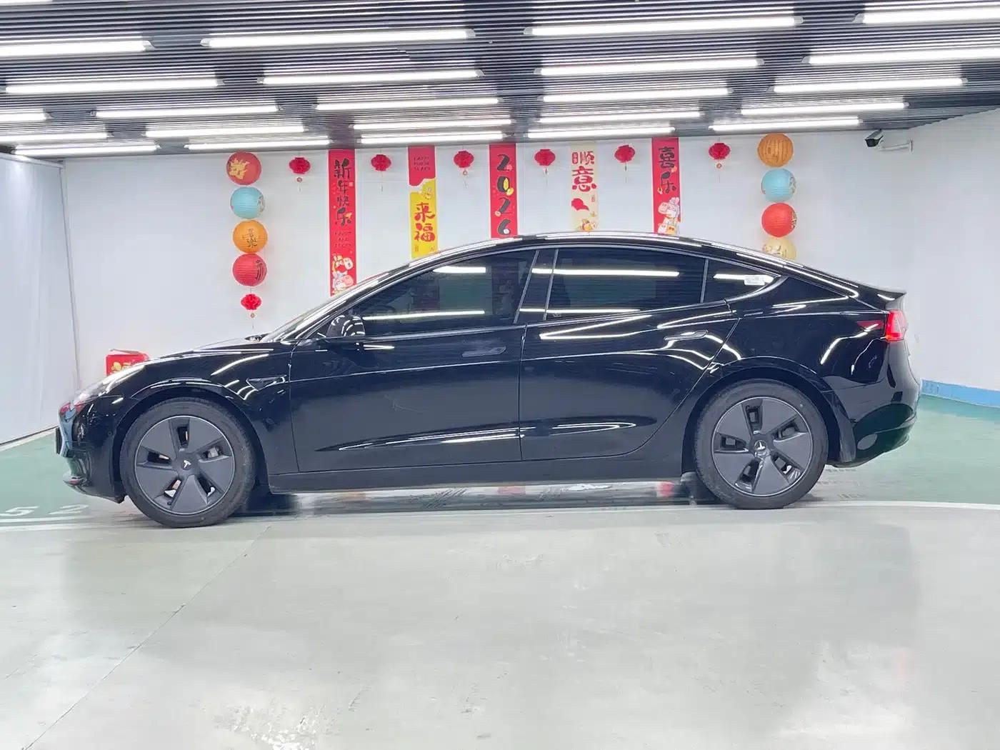 Model 3 2023 Rear-Wheel Drive — миниатюра 4
