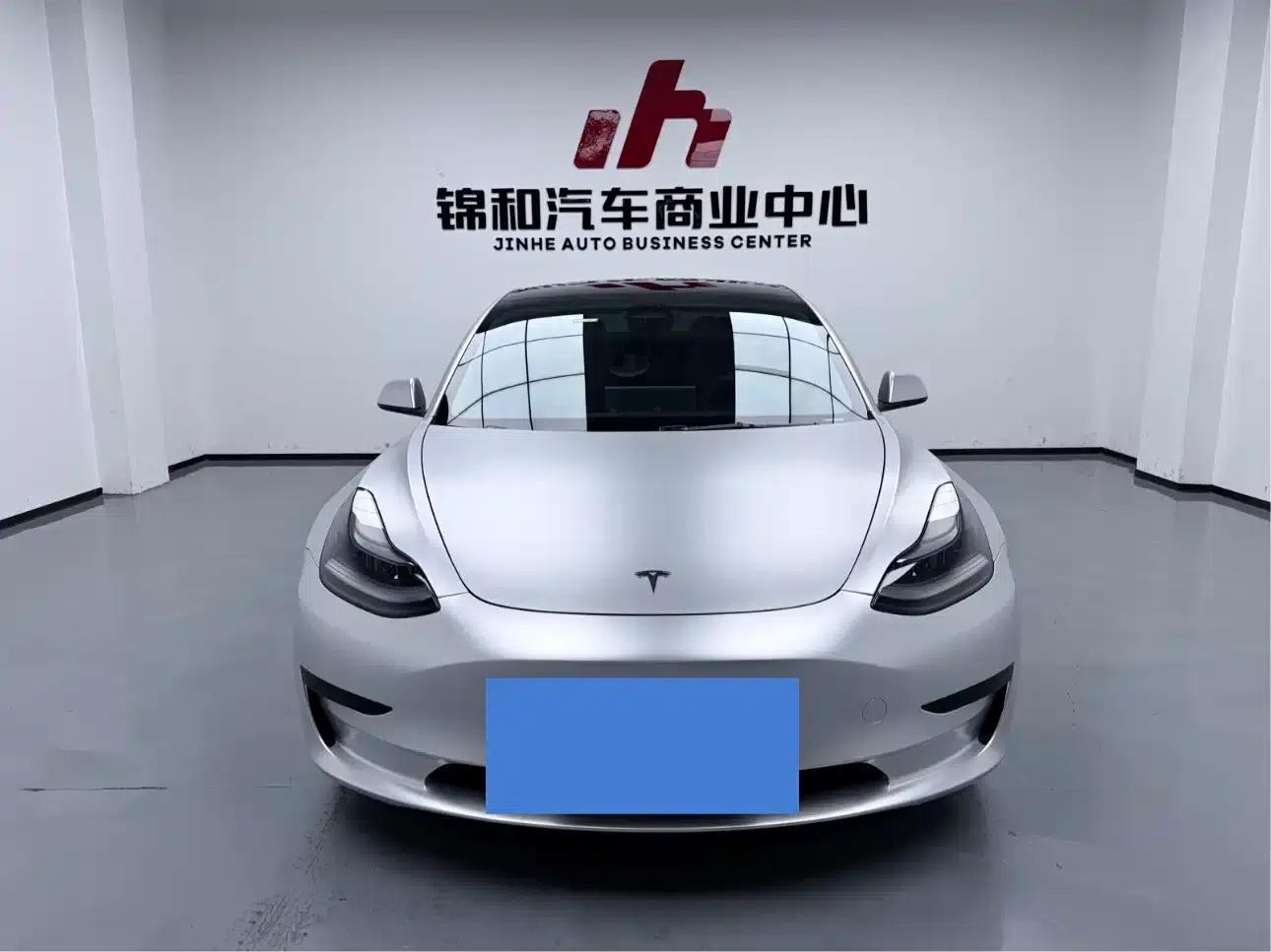 Model 3 2022 Rear-Wheel Drive — миниатюра 2