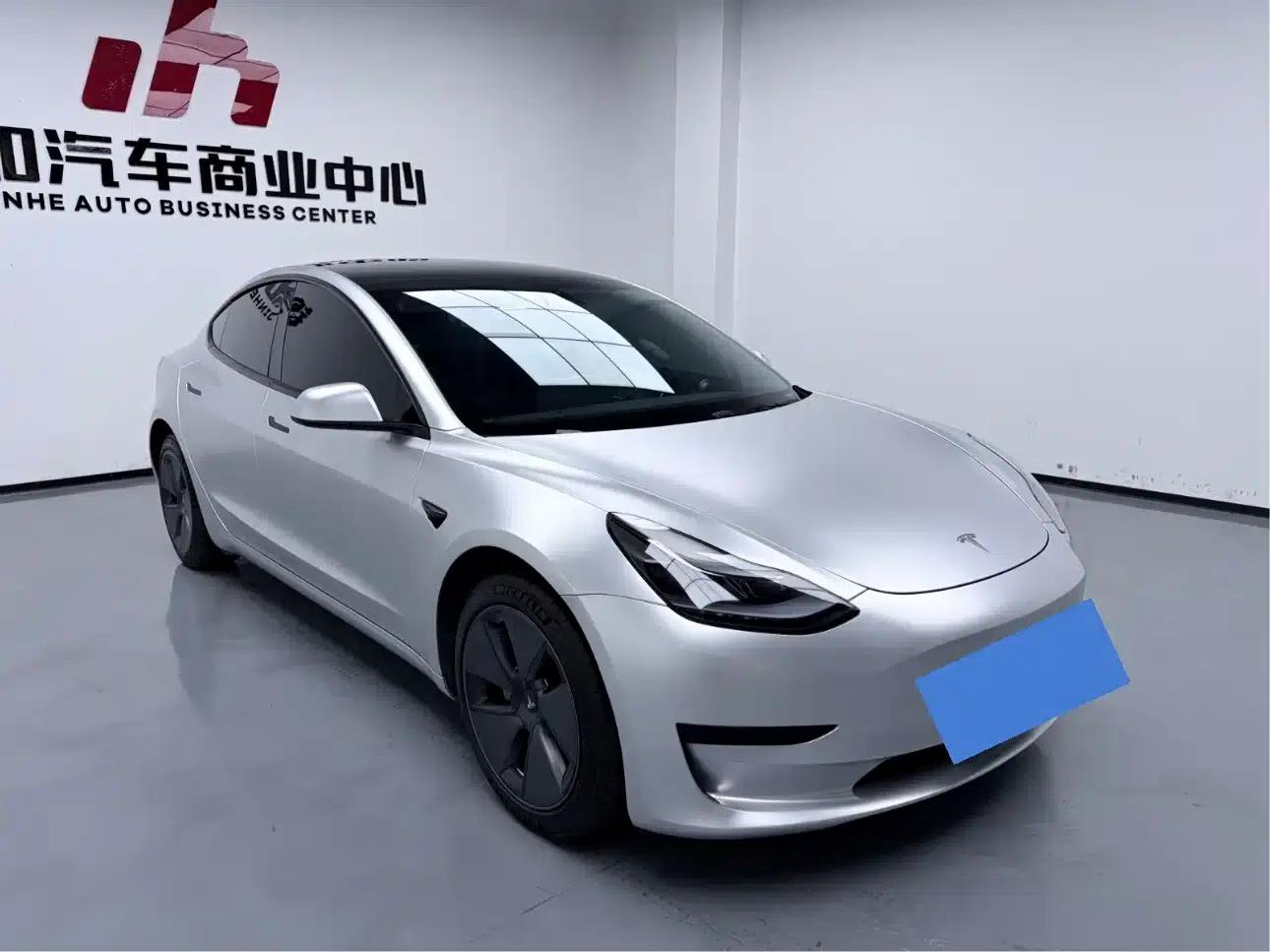 Model 3 2022 Rear-Wheel Drive — миниатюра 3