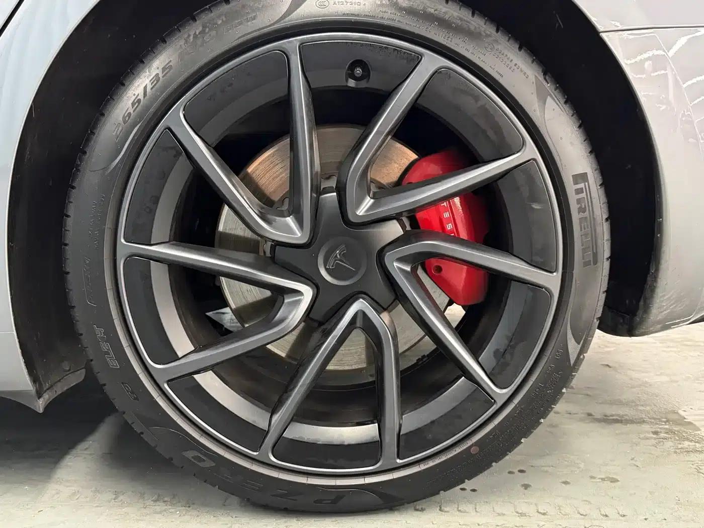 Model 3 2024 Performance All-Wheel Drive — миниатюра 9